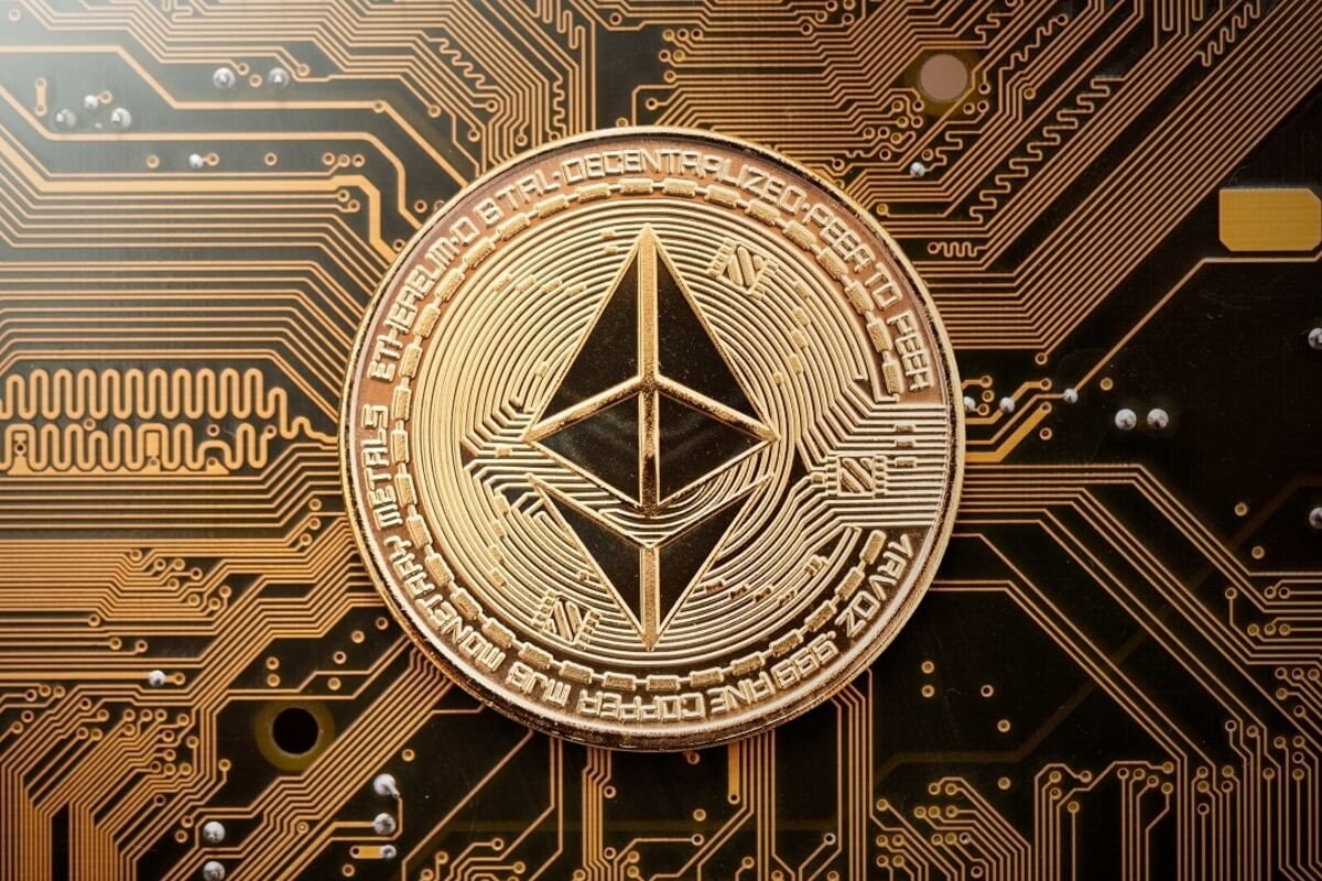 Cientos de millones de dólares en Ethereum retirados tras actualización Shapella