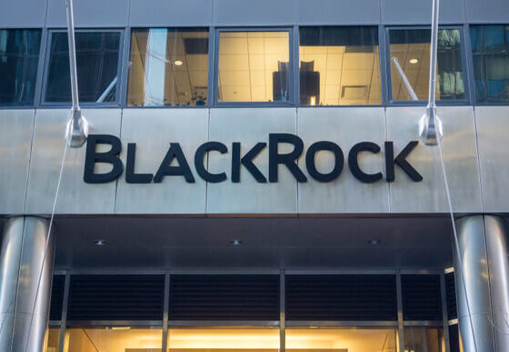 El IBIT de BlackRock supera al GBTC de Grayscale para convertirse en el ETF de Bitcoin más grande del mundo