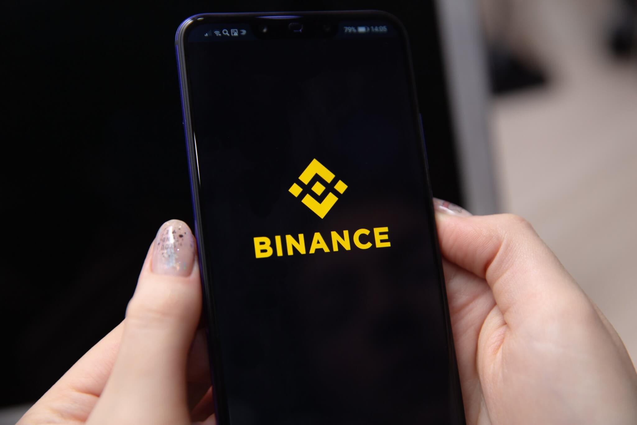 Binance agrega depósitos y retiros directos para dYdX