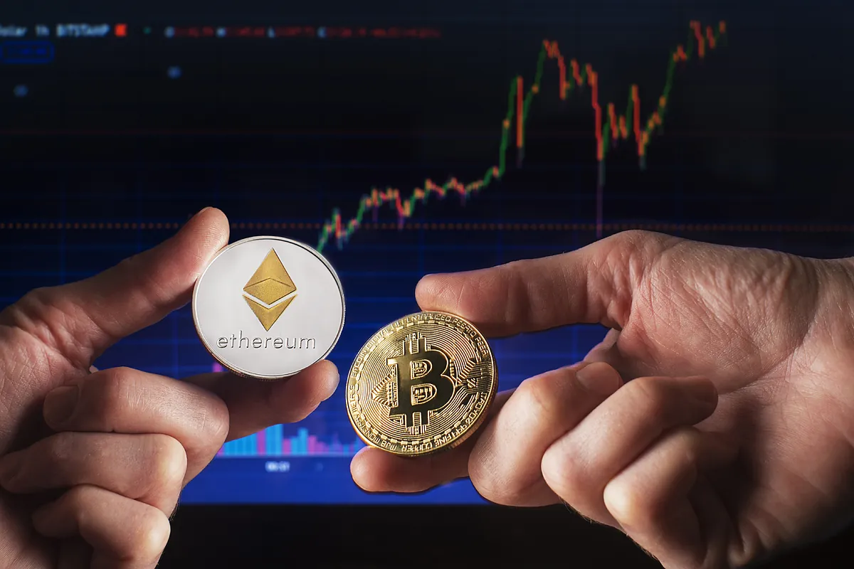 El bitcoin roza récords y ethereum vuela más de un 20% con la SEC de fondo