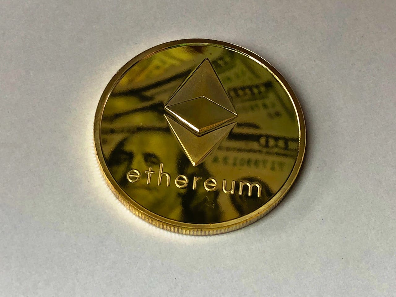 La SEC aprueba los ETFs de Ethereum