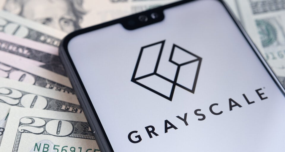 Fondo de Ethereum de Grayscale Enfrenta 'Desventaja Comparativa' Sin el Staking: Presentación Ante la SEC