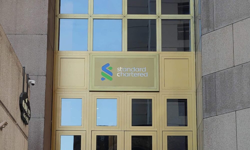 Standard Chartered iniciará operaciones de Bitcoin y Ethereum al contado – DiarioBitcoin