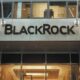 BlackRock se enfoca en Bitcoin y Ethereum, muestra escepticismo hacia otras criptomonedas