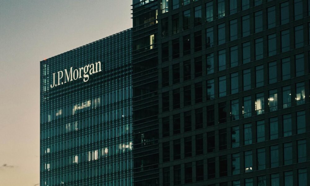 Mastercard y JP Morgan colaboran para mejorar los pagos transfronterizos