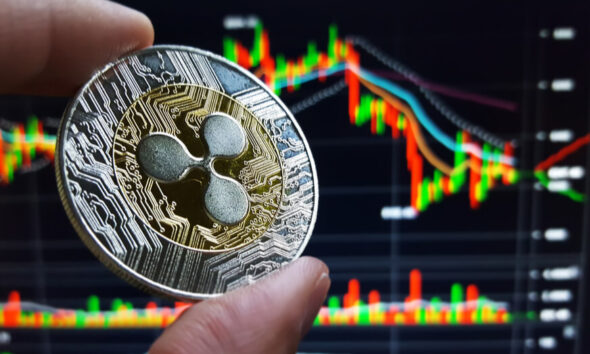 XRP, SOL y DOGE reducen las ganancias mientras Bitcoin regresa por debajo de $93,000